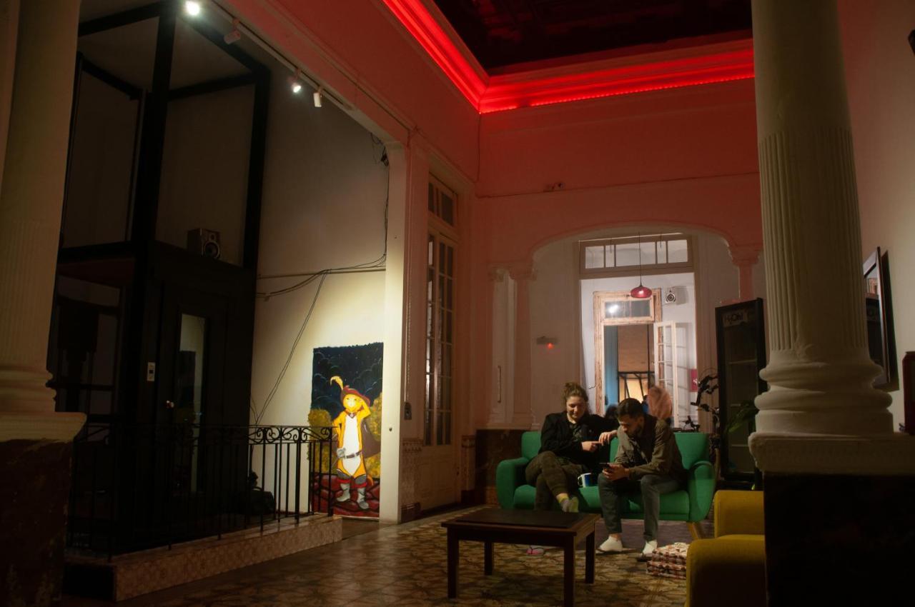 Blanes Hostel Montevideo Exteriör bild